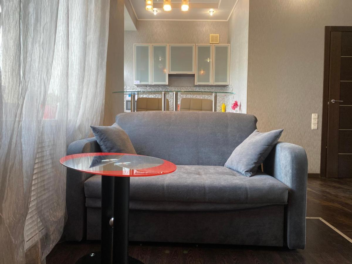 Modern Luxury Studio In The Center Of Kharkiv At Konstitutsii Square Exterior foto